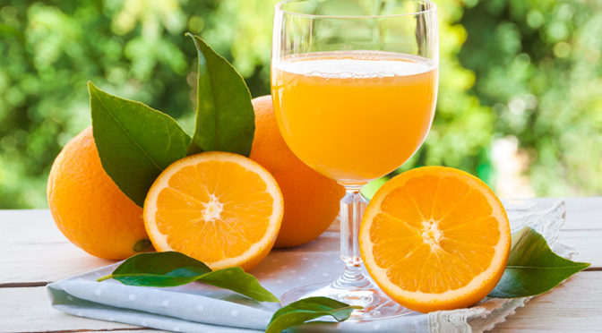 La importancia de tomar zumo de naranja natural