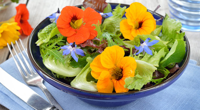 Recetas: Tres platos ‘healthy’ con flores comestibles
